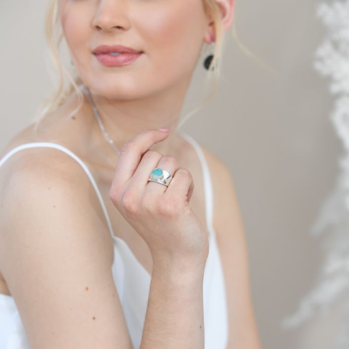 Bayview Ring with Beach Rose Flower Petals Size 10