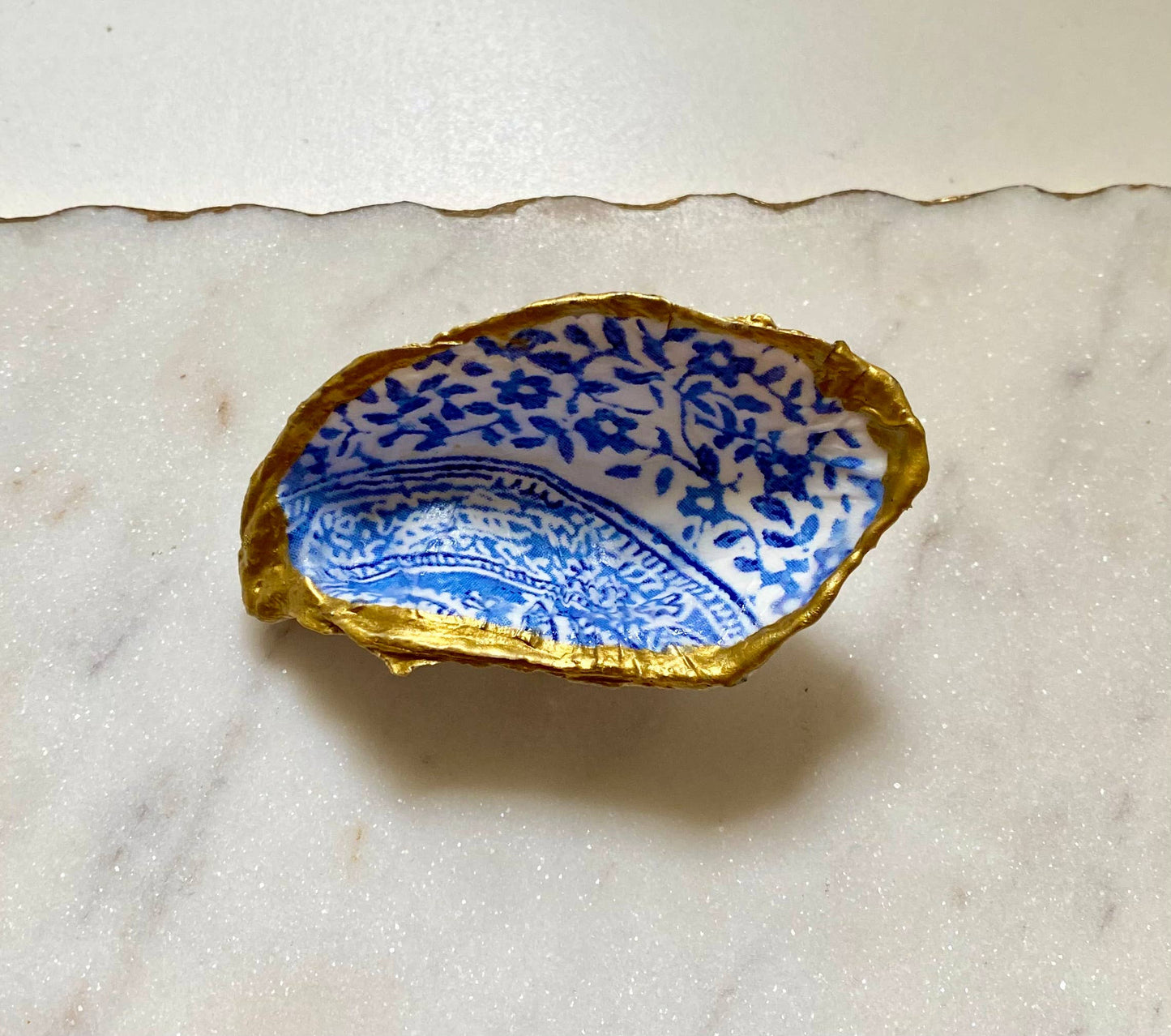 Del Mar Designs DC - Blue Paisley Oyster Shell Jewelry Dish: Medium