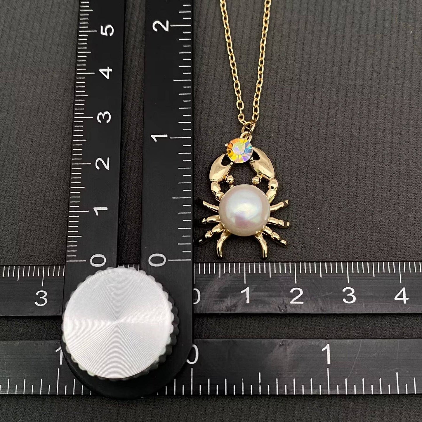 Mio Queena - Pearl Crab Charm 14K Gold Plated Necklace