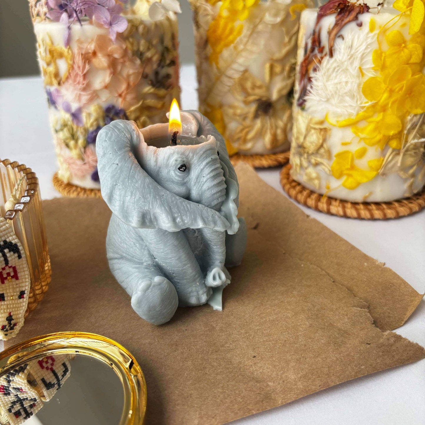 Cute Elephant Candle: Gray / I see nothing – covering eyes