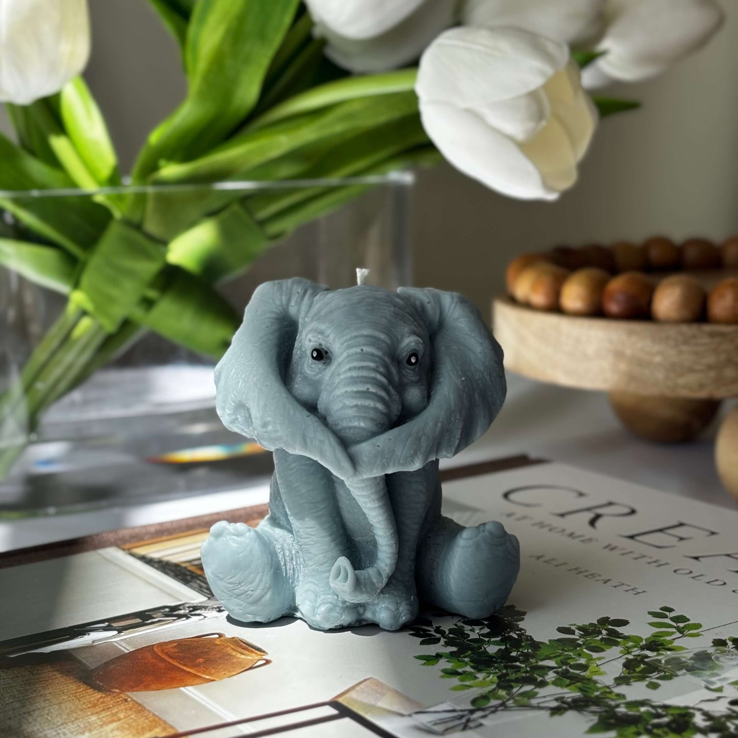 Cute Elephant Candle: Gray / I see nothing – covering eyes