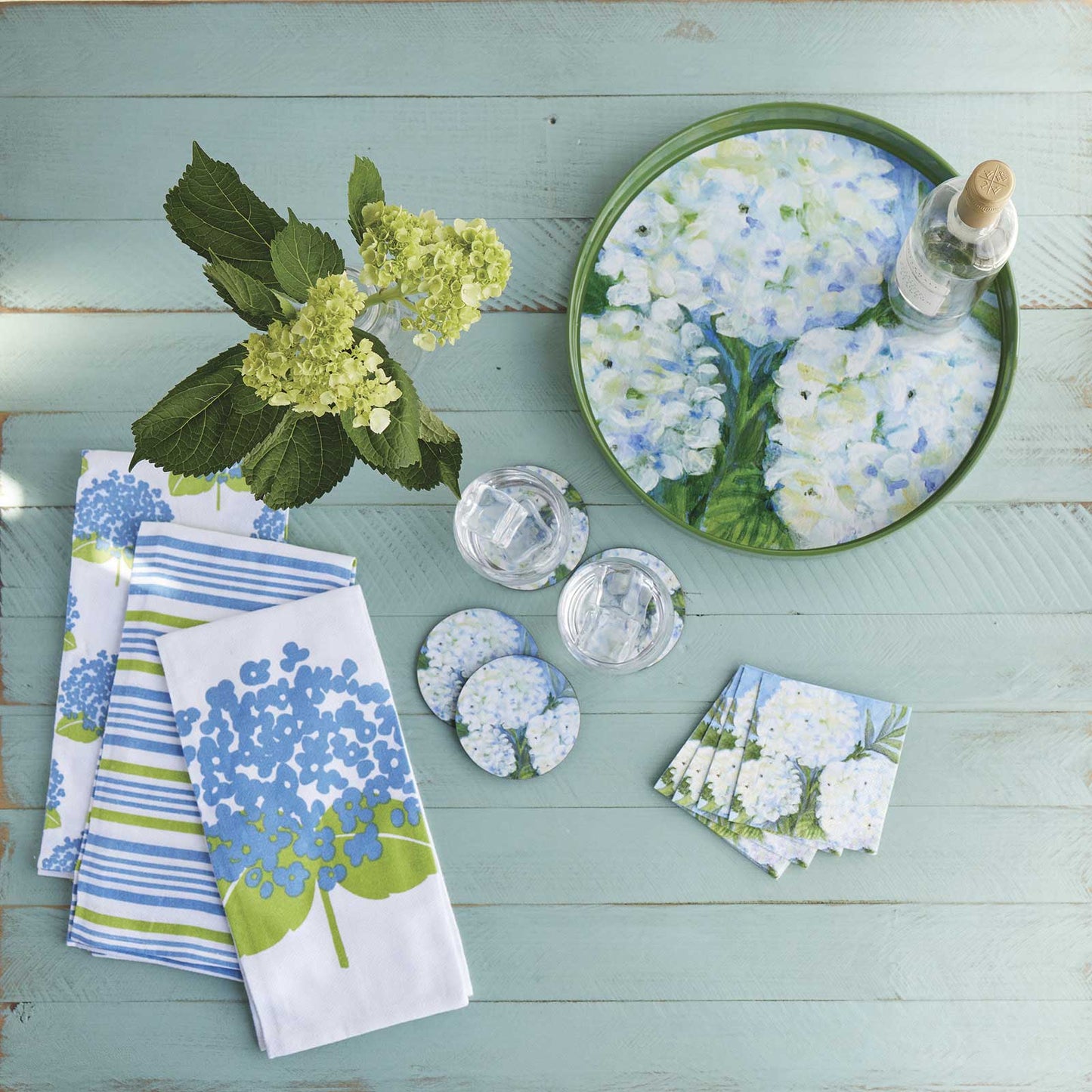 White Hydrangeas Round Lacquer Serving Tray