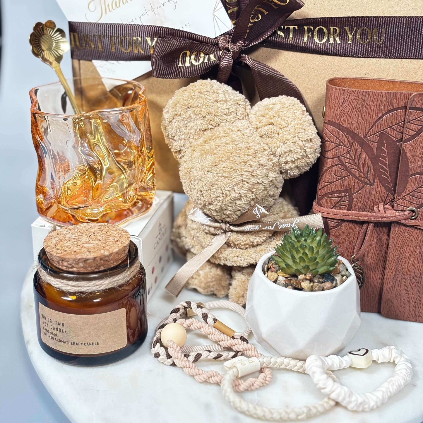 OH MY BOX - Elegant Gift Box | 9 Pcs Luxury Self Care Set for Women