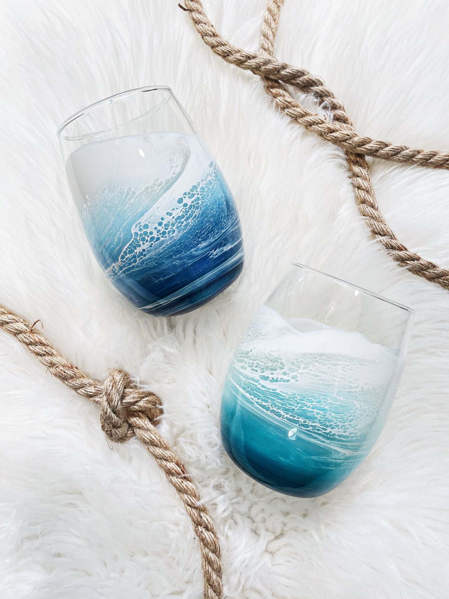 Sam + Sea Artistry - Coastal Stemless Wine Glass: Blue