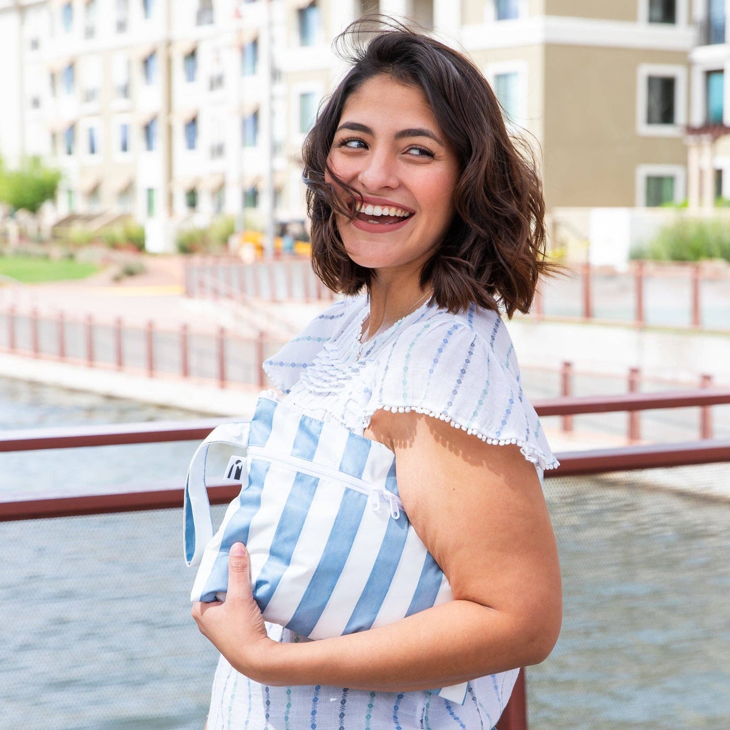 Wet/Dry Clutch: Nautical Stripe
