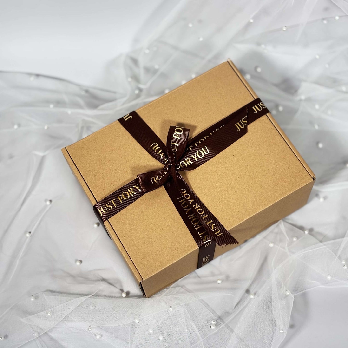 OH MY BOX - Elegant Gift Box | 9 Pcs Luxury Self Care Set for Women