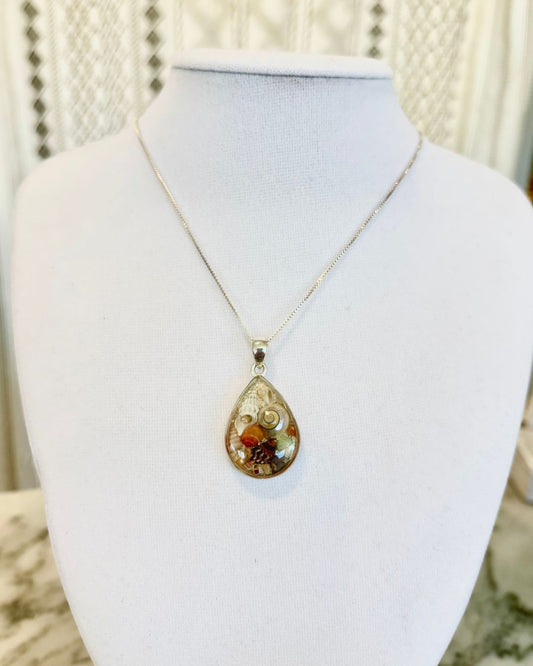 Dune Shell Scape Teardrop Necklace