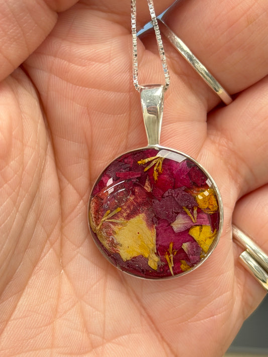 Sample Sale Necklace - WIldflower Marina