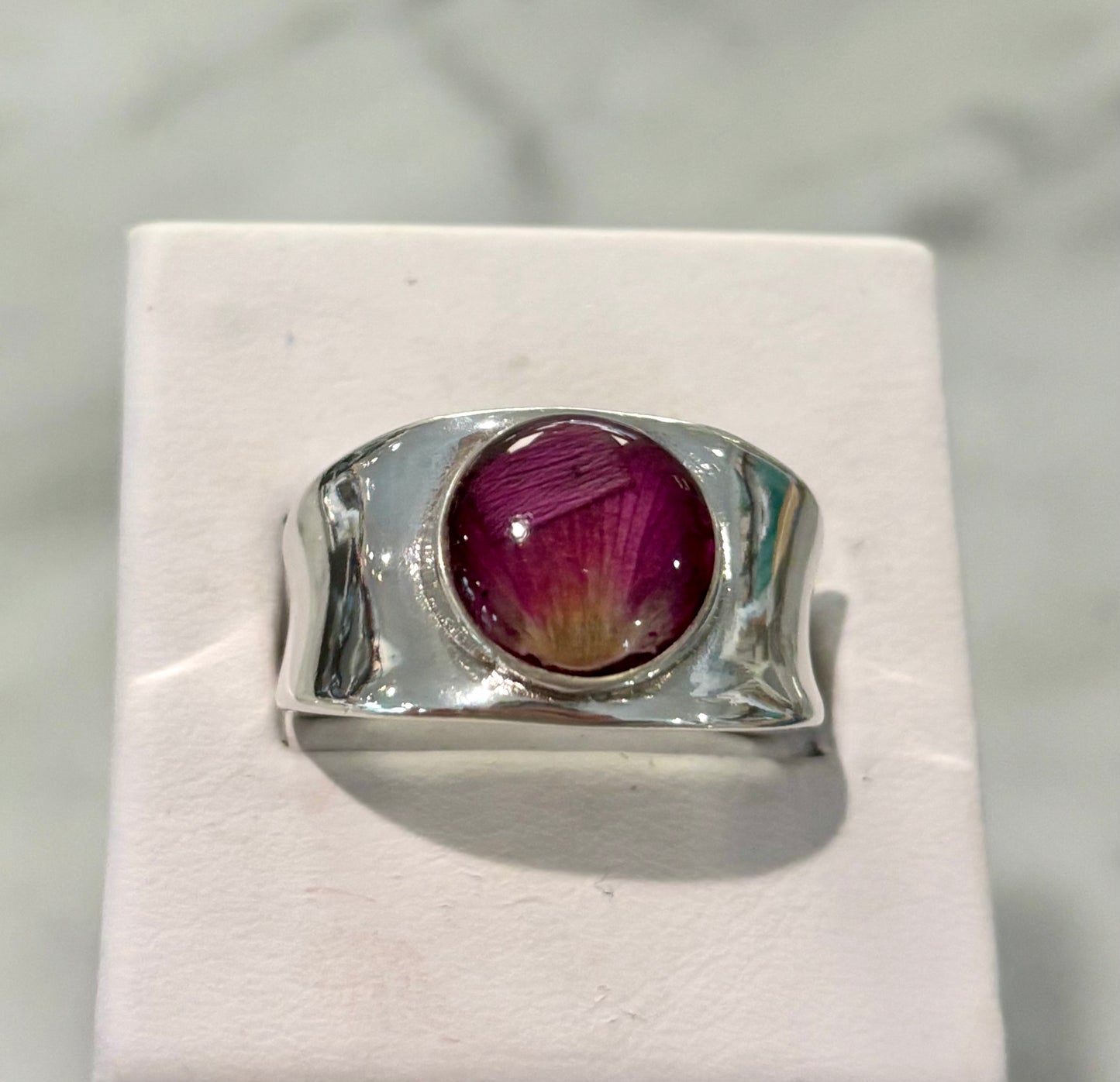 Bayview Ring with Beach Rose Flower Petals Size 10