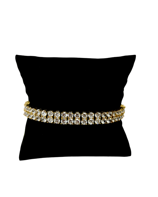 Mi Tesoro One of a Kind Crystal Bracelet Gold