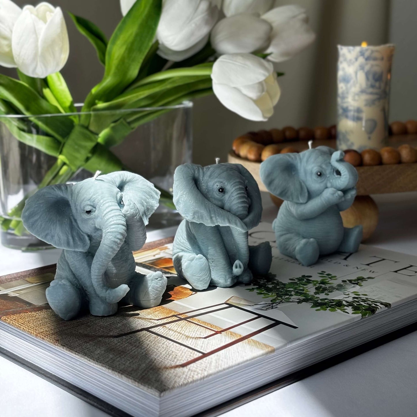 Cute Elephant Candle : Gray / I hear nothing – covering ears