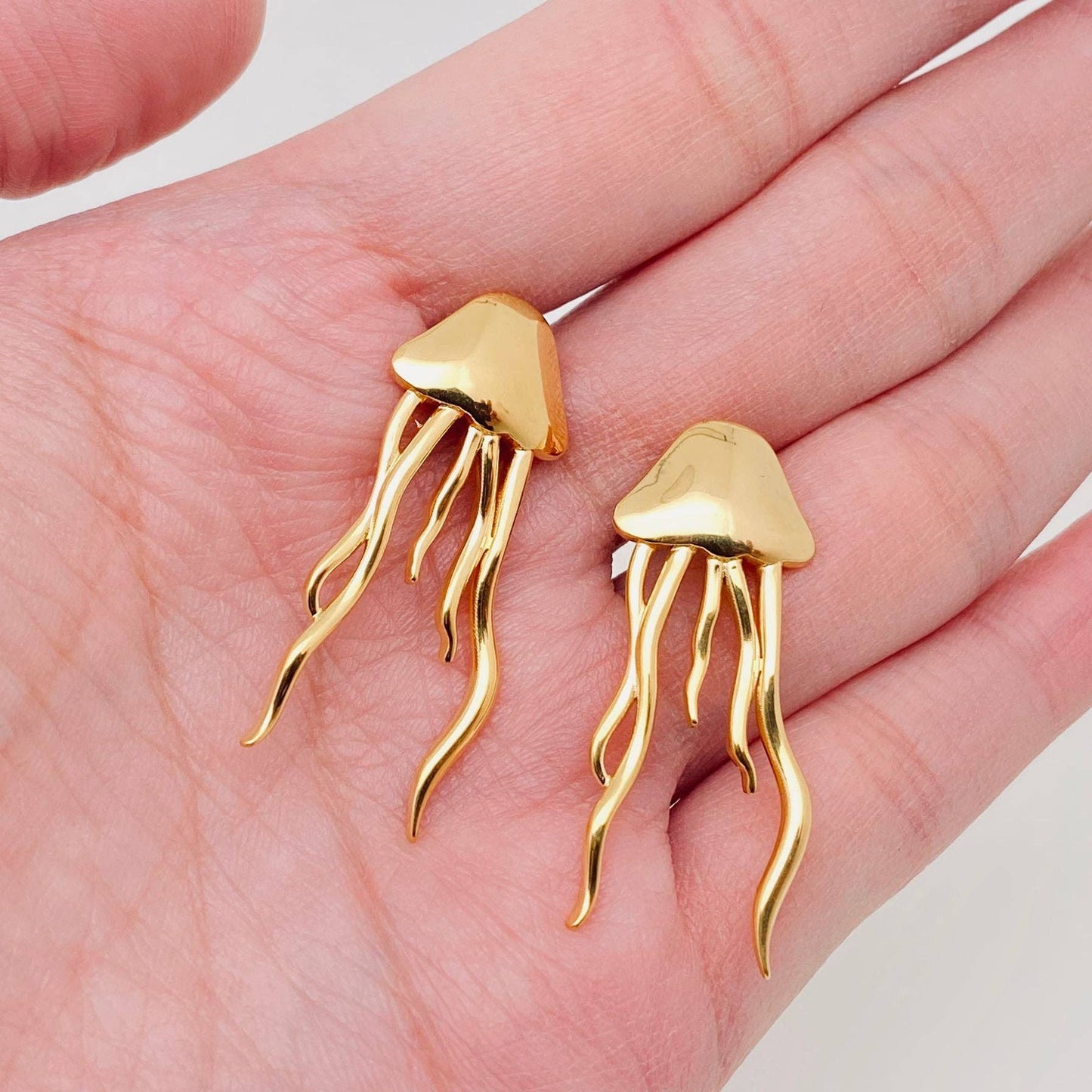 Mio Queena - Jellyfish Earrings - 18K Gold Plated Stainless Steel - FGS