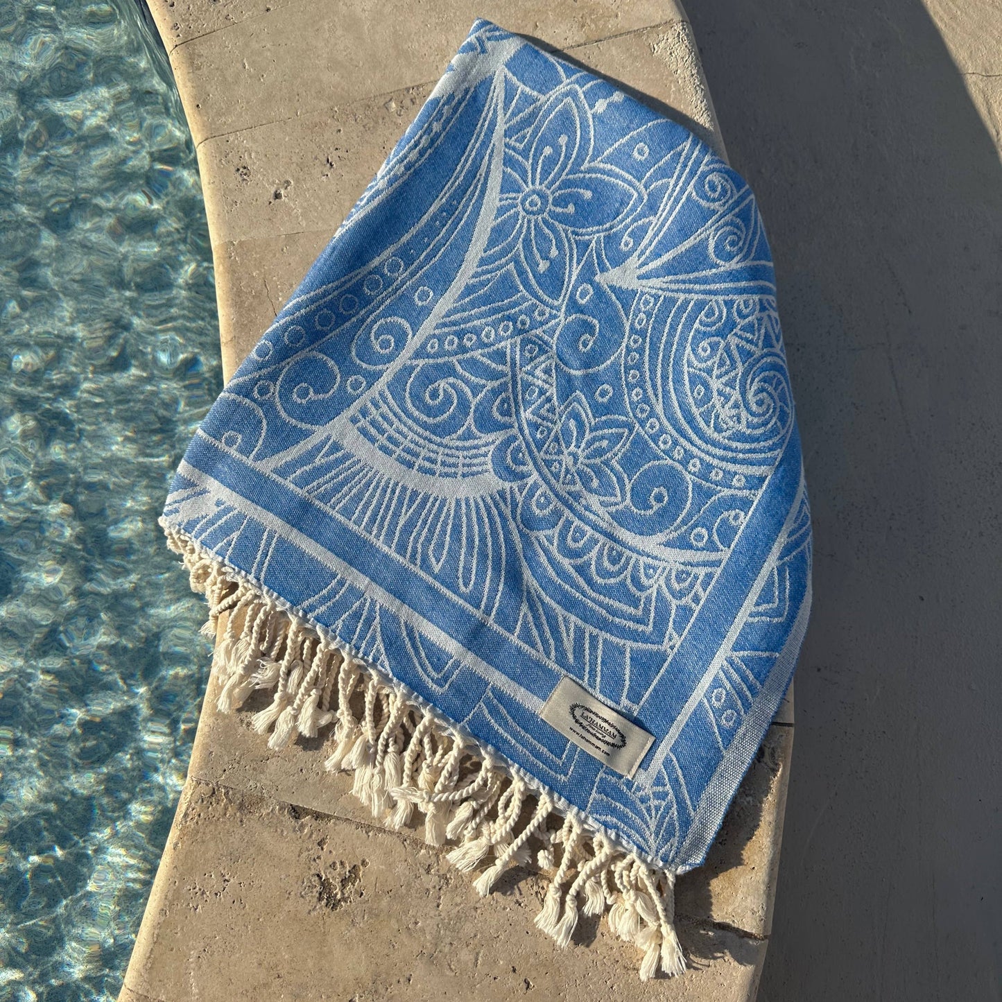 La Hammam - *Exclusive Magic Dolphin Peshtemal Pure Cotton Beach Towel: Blue