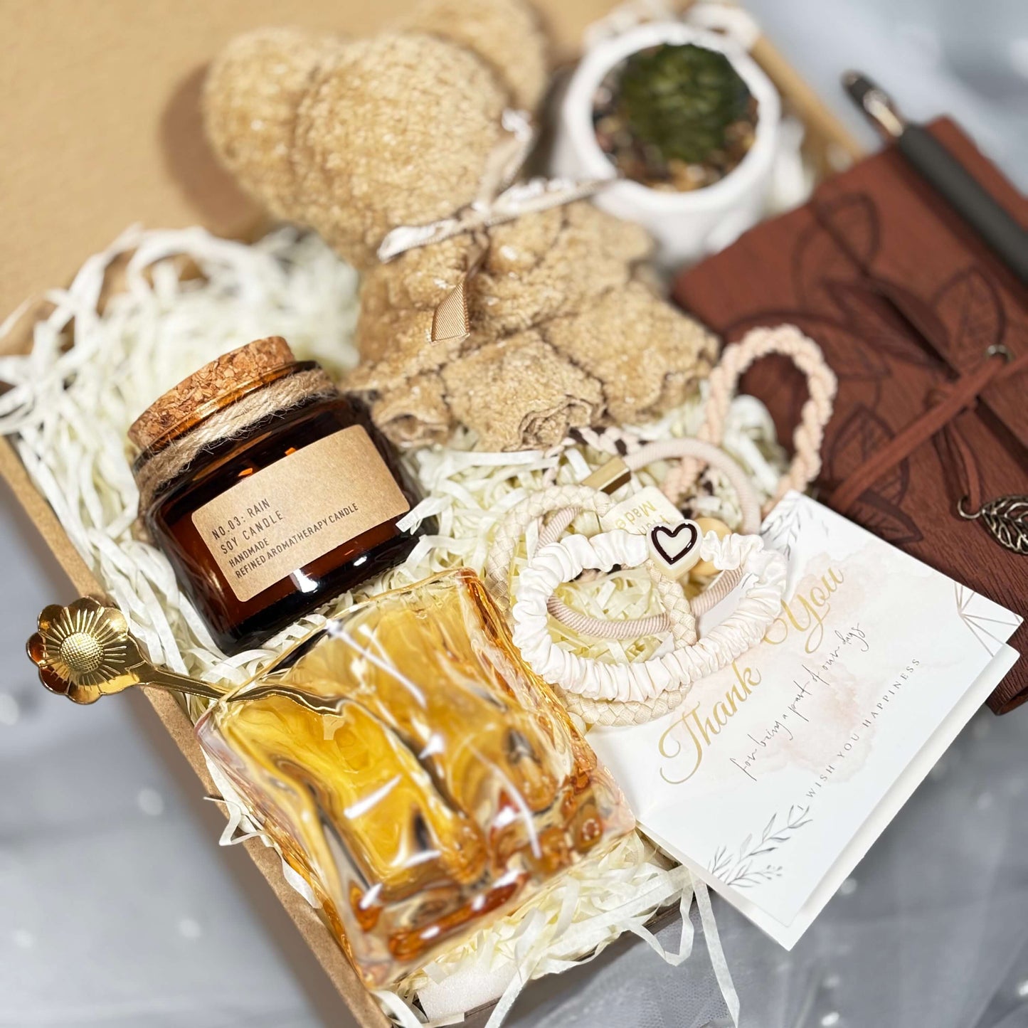 OH MY BOX - Elegant Gift Box | 9 Pcs Luxury Self Care Set for Women