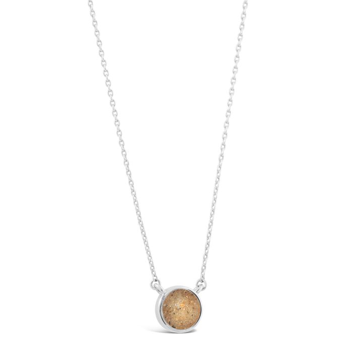 Delicate Dune Round Necklace