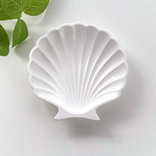 Gracie J Home - Seashell Dish - White