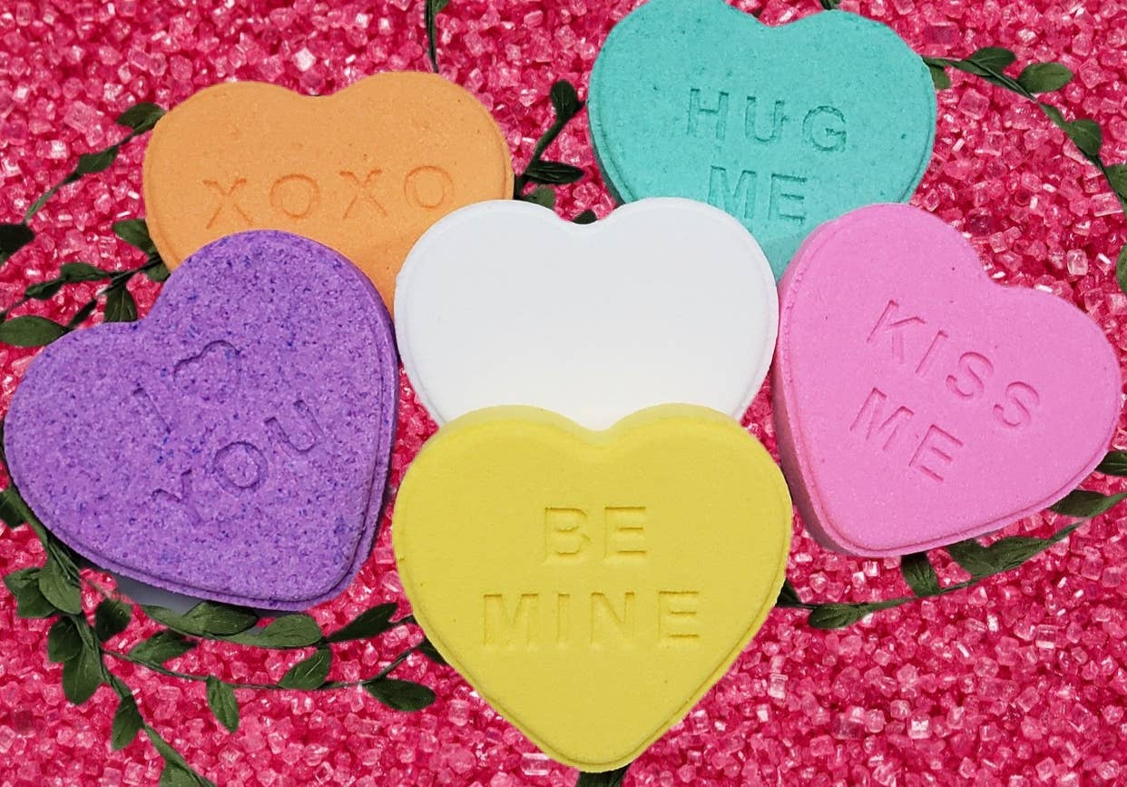 Runway Mama - Conversation Heart Bath Bomb